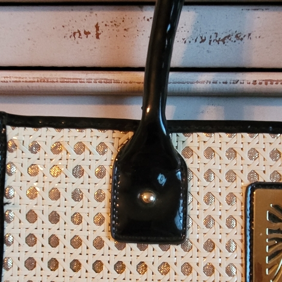 Vintage Anne Klein‎ Lion Head Black Patent and Rattan Satchel - Picture 4 of 6